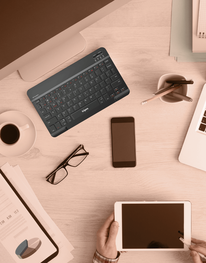 FINGERS BT Freedom Suits Wall On Organized Desk